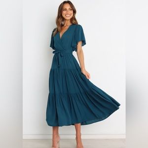 Petal and pup barker dress in teal size small